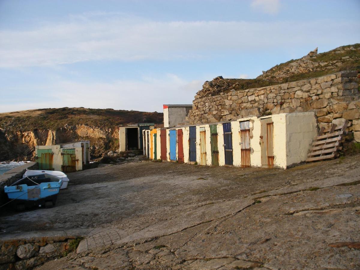 Les Chambres D'Hotes Du Cosquer Beuzec-Cap-Sizun Bagian luar foto